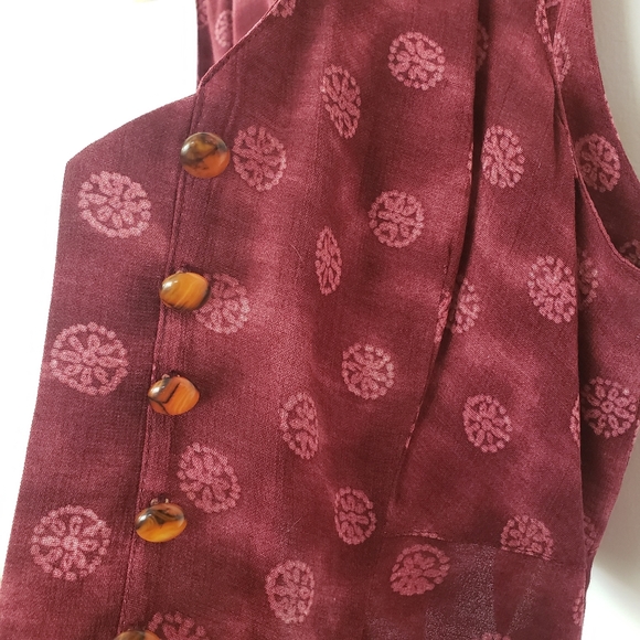 NEW Vest - Picture 13 of 14